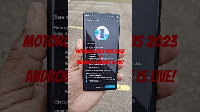 Motorola Edge Plus 2023 and Android 14 is Live! смотреть онлайн