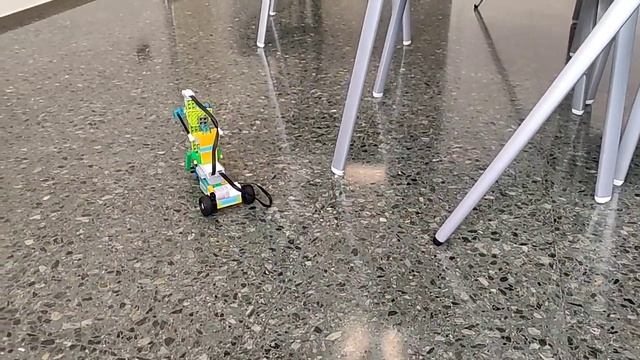 LEGO WeDo 2 motorcycle programmed with scratch 3 смотреть онлайн