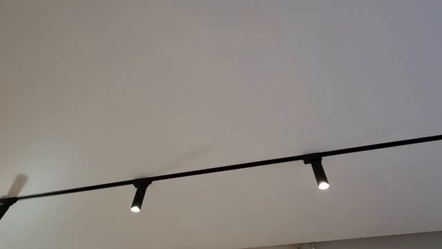 Монтаж профиля Flexy TREK 01 трек-световая линия 34 мм смотреть онлайн