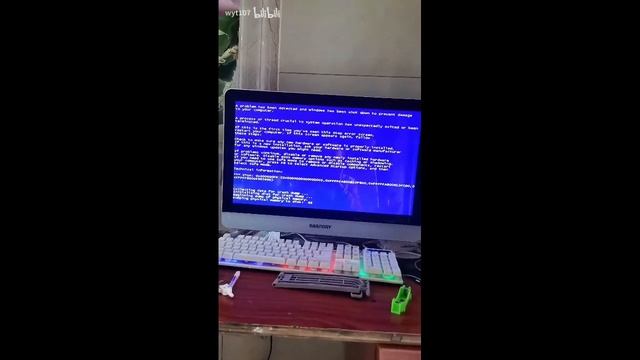 Windows BSOD Compilation Part 16 смотреть онлайн