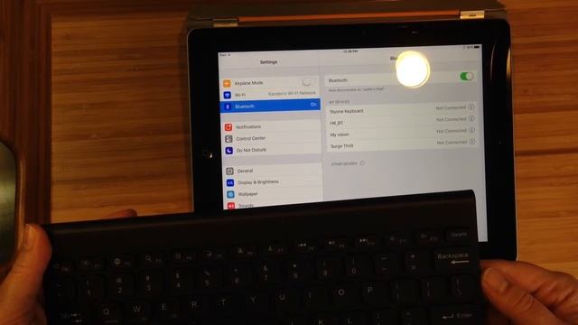 Review of Airfox K20 Ultra Compact Slim Profile LED Backlit Wireless Bluetooth Keyboard смотреть онлайн