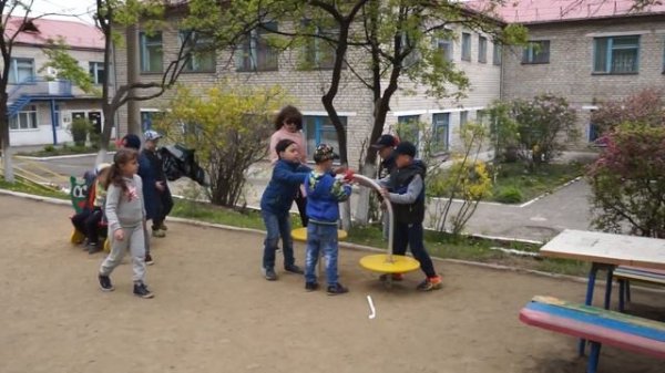 Жизнь в детском саду