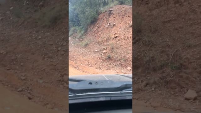 Jeep Cherokee 2.8 CRD KJ off road 4x4 tires michelin latitud cross Liberty KJ 4x4 смотреть онлайн