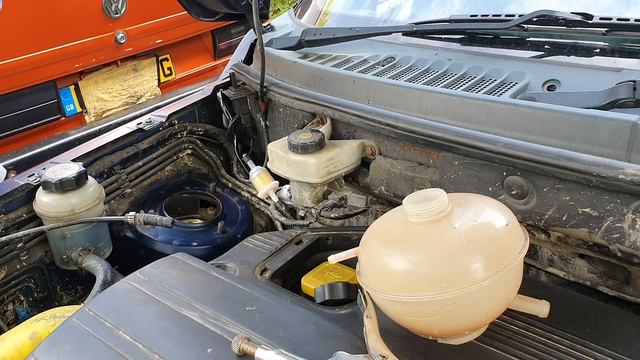 4x4 ASMR - Swapping Expansion Tank - Landrover Freelander (no music or commentary, just bit of chat смотреть онлайн
