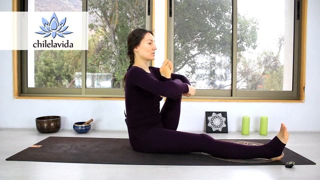 РАСТЯЖКА После Тренировки _ РАСКРЫТИЕ ТАЗОБЕДРЕННЫХ СУСТАВОВ _ Растяжка Ног _ Йога chilelavida смотреть онлайн