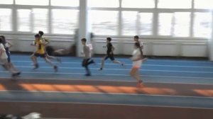 соревнования в манеже бег на 800м