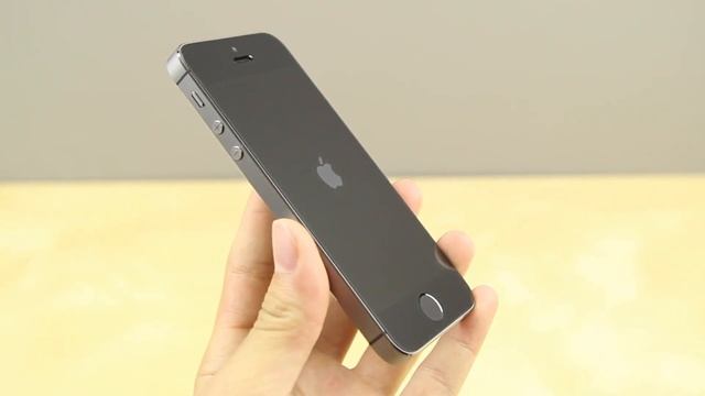 Apple iPhone 5S Unboxing & First Look смотреть онлайн