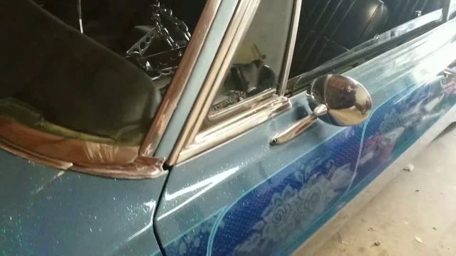 Pontiac Bonneville lowrider смотреть онлайн