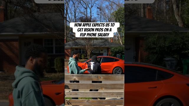 How Apple Expects Us to Get Vision Pros on a Flip Phone Salary w/ @DarrylMayes смотреть онлайн