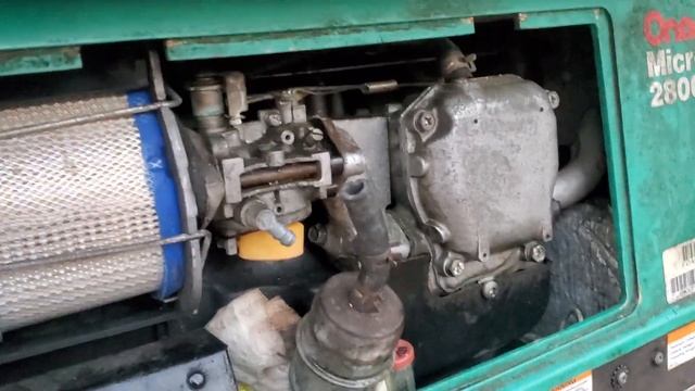 Onan Microlite 2800 generator crank no start/ start then dies issue...cleaning the carburetor смотреть онлайн