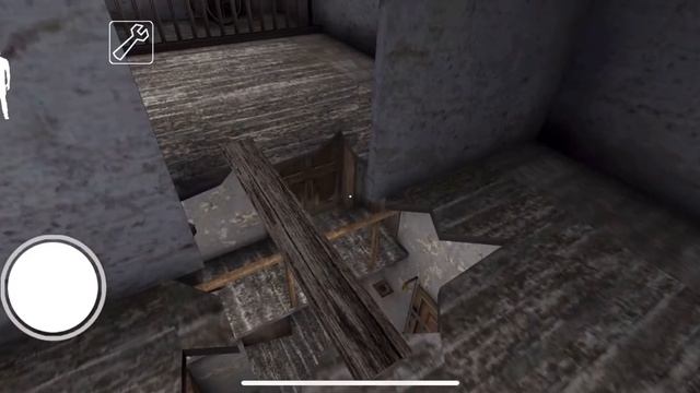 Granny is stuck on a door смотреть онлайн