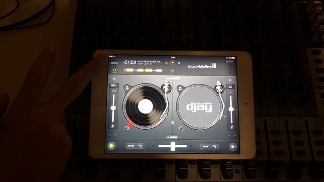 TUTORIAL | Djay 2 iPad смотреть онлайн