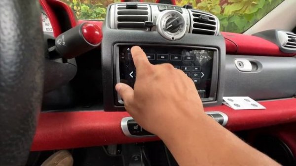 2009 Smart Fortwo 451 - Teyes CC3 Android radio Volume Control Options