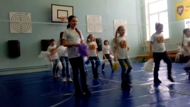 Wonder Club группа поддержки