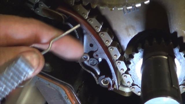 Dodge 4.7 L Engine Cylinder Head Replacement Part Five by Howstuffinmycarworks смотреть онлайн