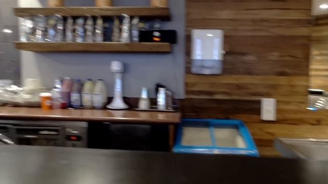 VIP Service! Thank You Qantas Airlines! I Made It To Aussie!!!!! | Minnie’s VLOG 423 смотреть онлайн