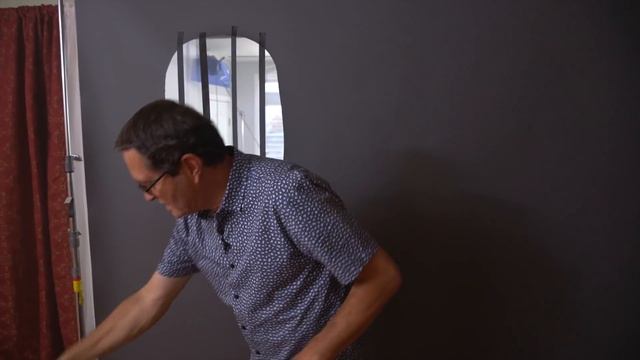 Build Your Own Set: Creating a Window in a Seamless смотреть онлайн