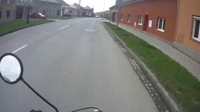 MotovlogCZ #4 (Mopedvlog) Problémy se zvukem/ ztratil jsem klíče! смотреть онлайн