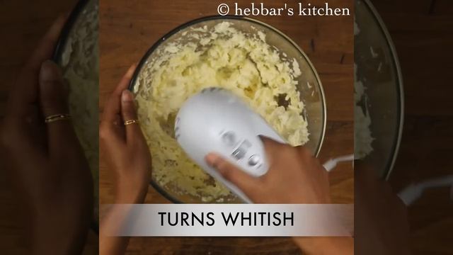 red velvet cake recipe | easy & moist eggless velvet cake recipe смотреть онлайн