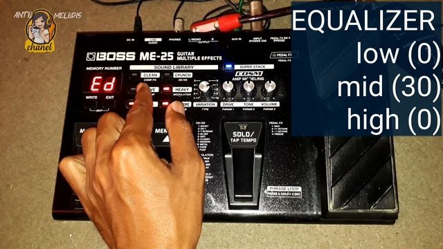 BOSS ME25 clean CHORUS смотреть онлайн