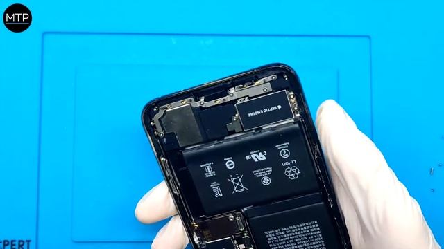iPhone Xs Max Battery Replacement смотреть онлайн