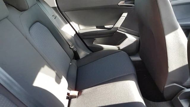 221D30787 - 2022 SEAT Arona SE DSG 110HP 28,950 смотреть онлайн