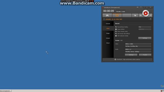 Me using Bandicam in Windows XP Starter Edition смотреть онлайн