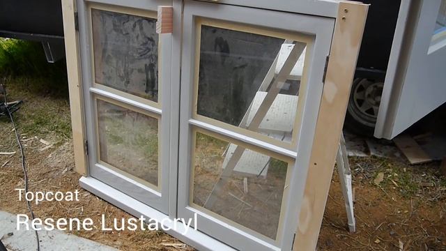 How to Install an Old Wooden House Window 'Tiny House Project' смотреть онлайн