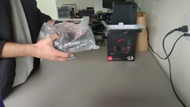 Unboxing Headset Minos Redragon - Fone Gamer Surround 7.1 - GAMER NA REAL смотреть онлайн