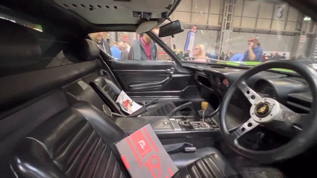 Lamborghini Miura possibly one of the most beautiful cars ever смотреть онлайн