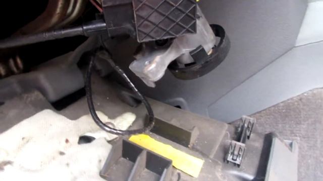 2005-2010 Jeep Grand Cherokee 3.7L Electronic Ignition Switch Install смотреть онлайн