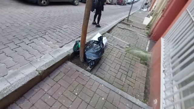 SELİN CİĞERCİ NİN İŞYERİNE смотреть онлайн