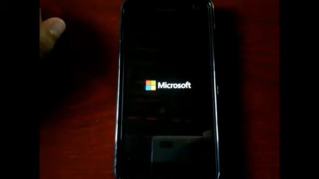 Como Mudar o Brilho Manualmente no Windows 10 Mobile смотреть онлайн