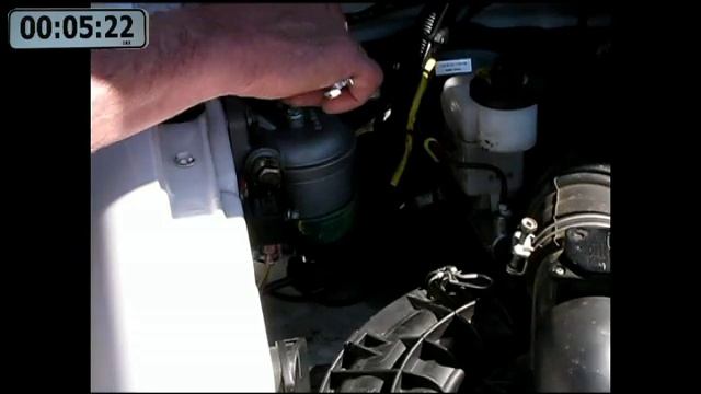 Water in Diesel Fuel - Water Watch System смотреть онлайн