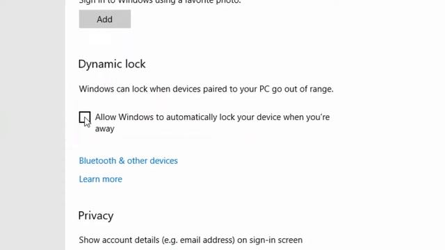 How To Enable Dynamic Lock In Windows 10 смотреть онлайн