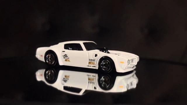 Hotwheels 1970 Pontiac Firebird смотреть онлайн