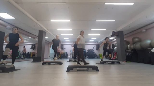 ИНТЕРВАЛЬНАЯ ТРЕНИРОВКА / INTERVAL TRAINING смотреть онлайн