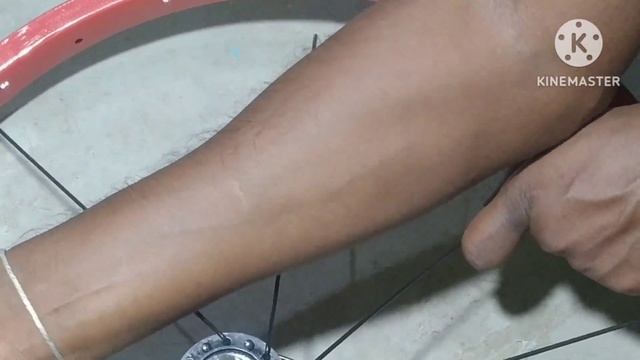 HOW TO INSTALL 20×1.75 RIM SPOKS FITTING ..28 spoke смотреть онлайн