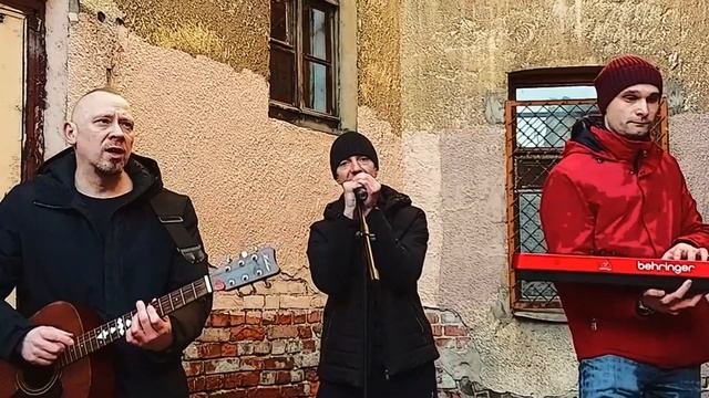 Взлётный режим - Окна во двор смотреть онлайн