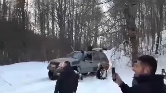 jeep wj grand cherokee snow beast mode смотреть онлайн