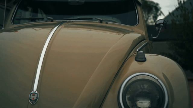 Desert Dubs Volkswagen club visits Deluxe Customs OPEN HOUSE Porsche - VW Restorations смотреть онлайн