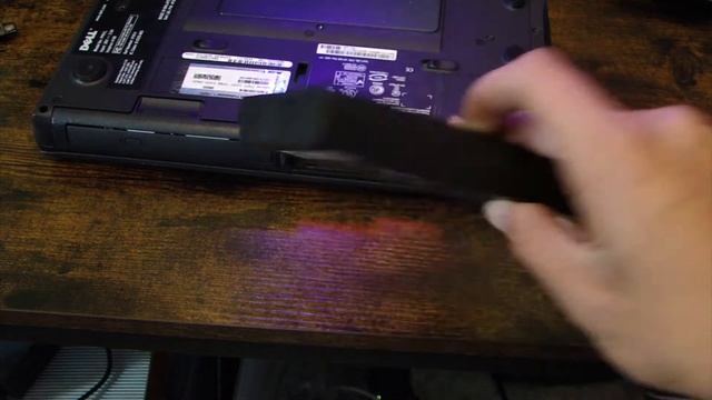 This Is An Awesome Laptop From 1999 - The Dell Inspiron 4100 смотреть онлайн