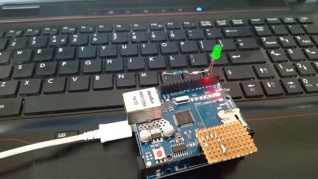 Prototype of the automatic reset for the arduino смотреть онлайн