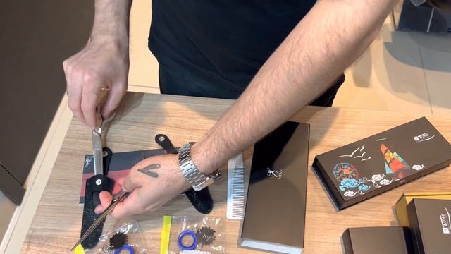 Tesoura titan 3D fio navalha a desbastadeira 🤌🏼✂️ смотреть онлайн