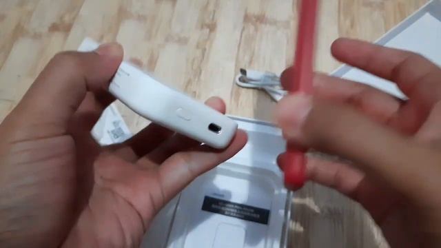 USAMS US-CD180 - PD Two-way Fast Charging Magnetic Wireless Power Bank - Unboxing смотреть онлайн