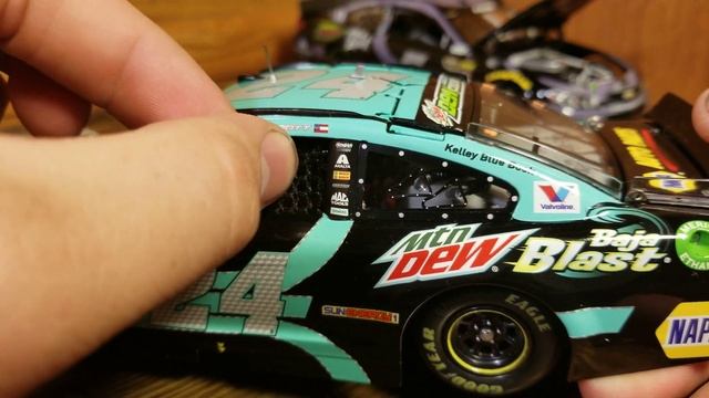 NASCAR Diecast Review: 2016 Kasey Kahne Mtn Dew Pitch Black смотреть онлайн