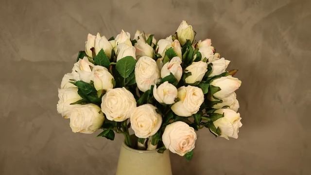 Maço De Rosa Botão Creme - NK000210 смотреть онлайн