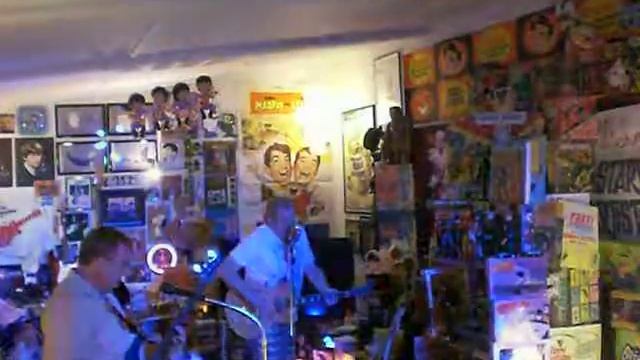 THE STARVING ARTISTS "I saw her standing there" cover смотреть онлайн