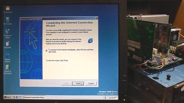 Windows 2000 Build 2124.1 смотреть онлайн