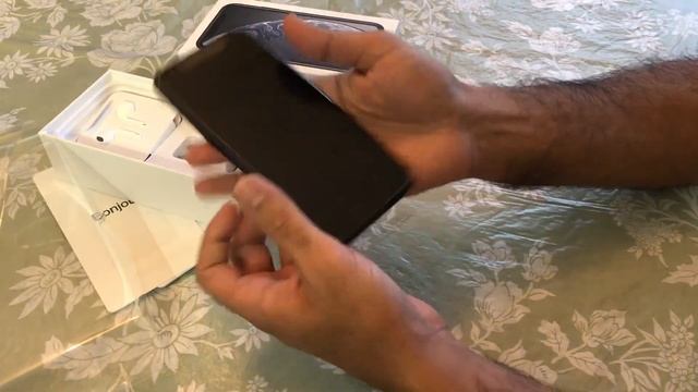 iPhone XR Unboxing - 256gb смотреть онлайн